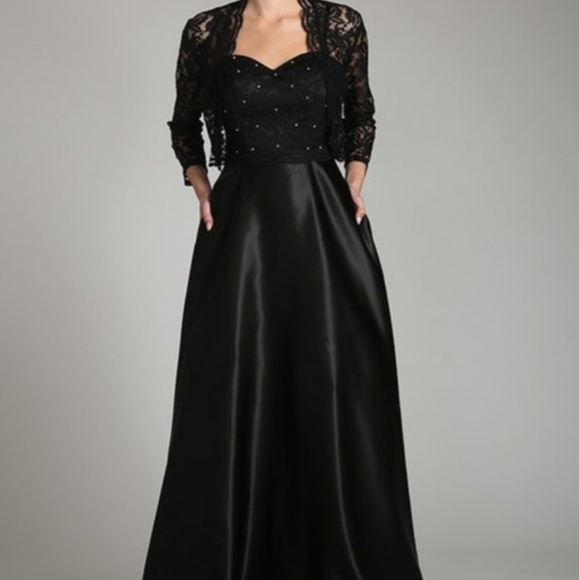 Fiesta Dresses & Skirts - New Ladies Lace & Satin Black 2pc Gown XL